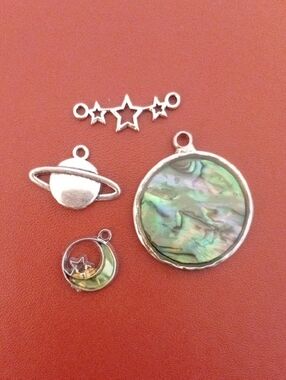 Cosmic Pendant Charm Lot - Green Iridescent